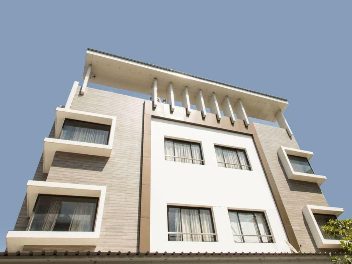 Hotel Maheshwari Avenue Ujjain Exterior photo